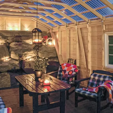 Vakantiehuis 4 Bedroom Beautiful In