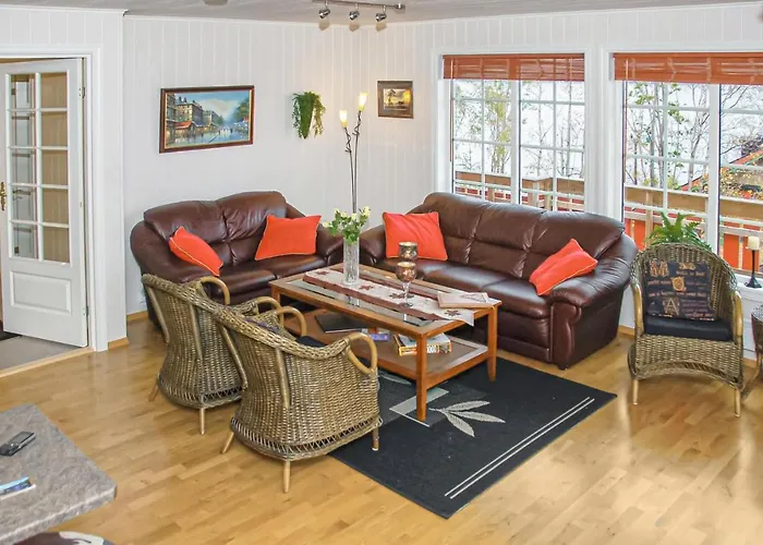 4 Bedroom Beautiful In * Hundeidvik