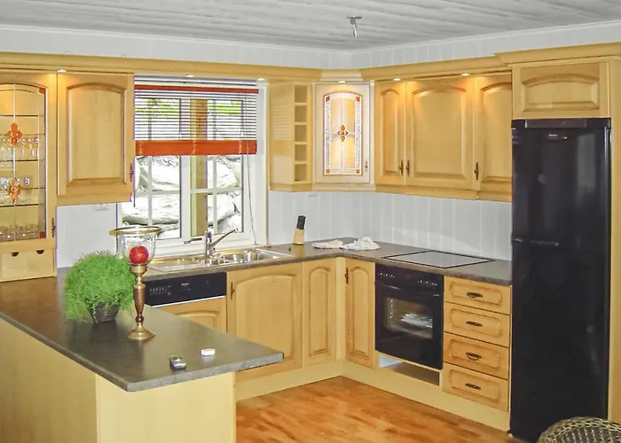 Vakantiehuis 4 Bedroom Beautiful In