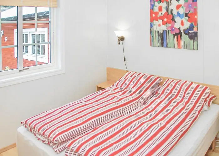 4 Bedroom Beautiful In 펜션 *