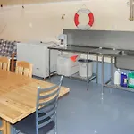 4 Bedroom Cozy In Feriehus